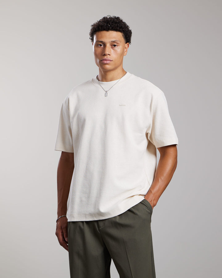 Hiro Tee | White Cap Grey